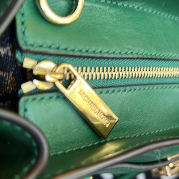 Michael Kors Green Leather Purse Gold Hardware - Picture 9 of 12